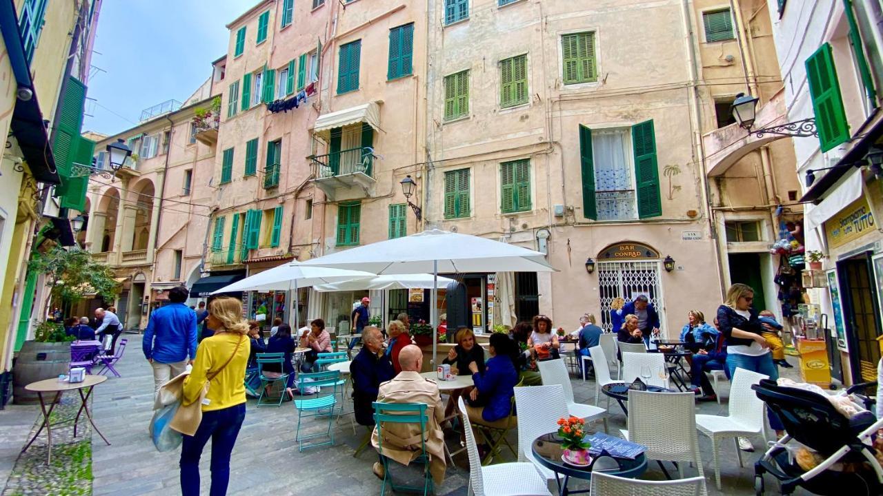I Tetti Di Via Corradi * San Remo